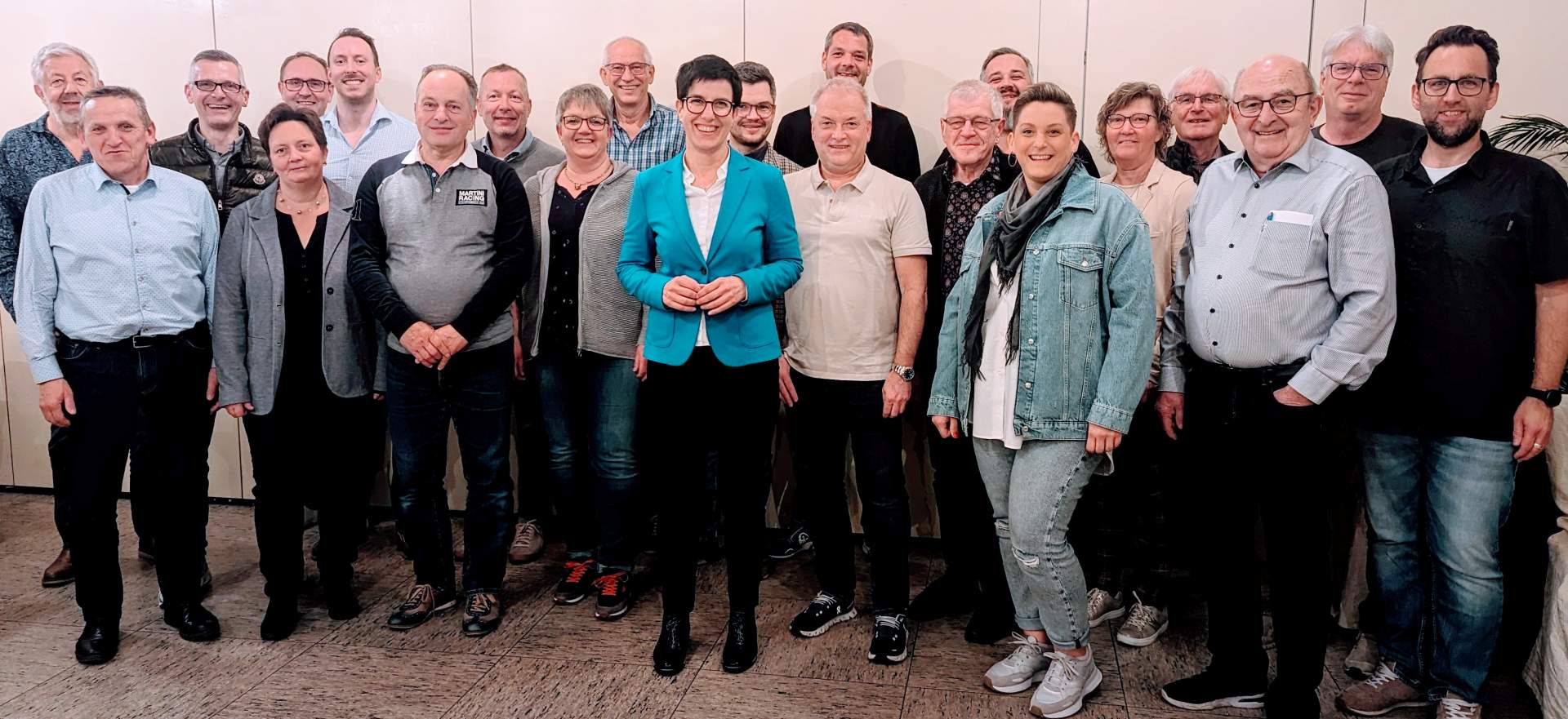 fwv-metzingen-kandidaten-kommunalwahl-2024-webseite Kommunalwahl 2024: Liste der Freien Wähler Metzingen vollständig! Das sind die Kandidatinnen und Kandidaten. Foto: privat | auf dem Bild fehlen: Julia Heile und Klaus Feimer